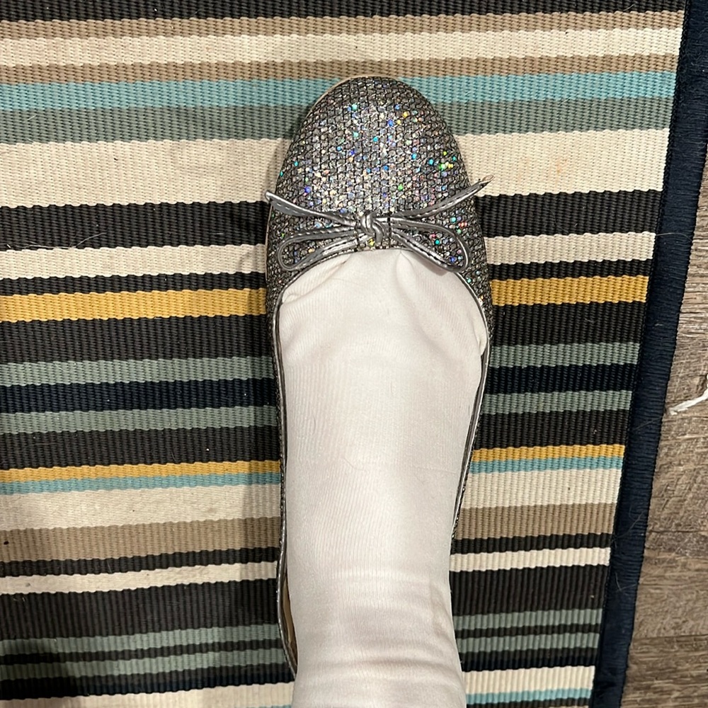 Ballet flats